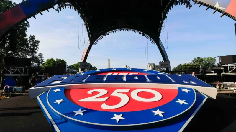 Trump Plans White House UFC Match for 250th Anniversary