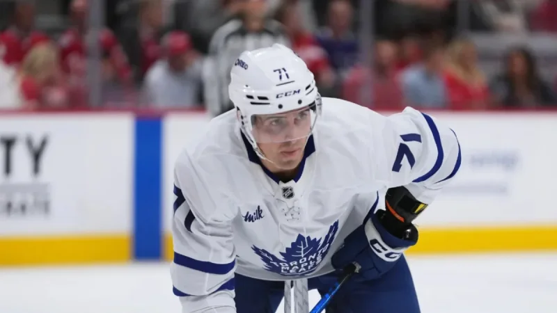 Vinni Lettieri Sparks Toronto Marlies 4-2 Win in Game 1