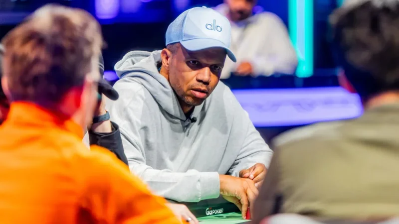 Daniel Negreanu Holds Top-Five Stack in $250,000 WSOP Super High Roller