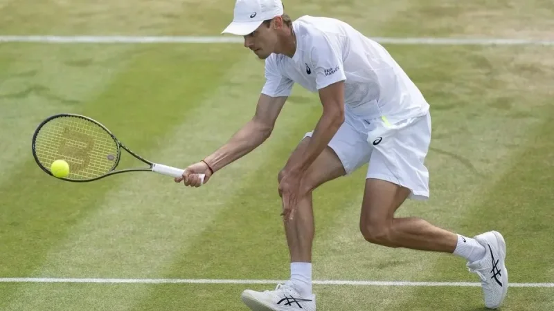 De Minaur in 3 over Gabriel Diallo at Queen’s Club