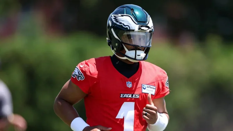 Jalen Hurts Faces 2027 Pressure as Eagles Keep QB Options Open