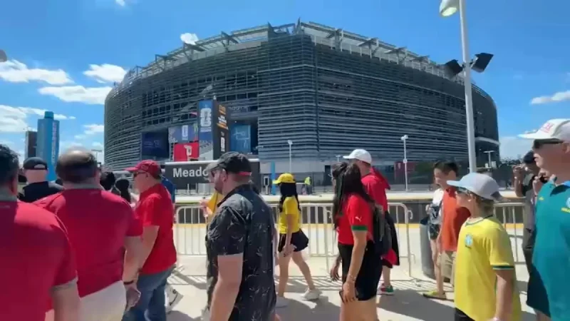 Laura Rugarber Works From Home as 530 Buses Stage Near Penn Station — Metlife World Cup Games