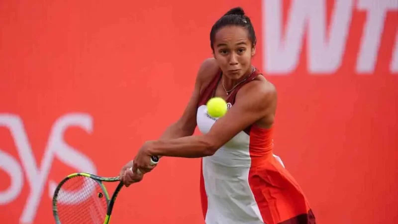 Leylah Fernandez Advances to Queen’s Club Final After Another Walkover