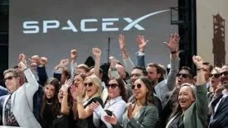 Musk Pushes Spacex Stocks to $2.8 Trillion on Options Surge