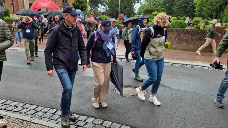 Heiner Wilmer starts five-day Munster pilgrimage tour