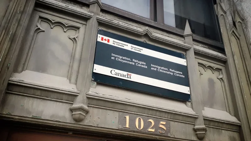 IRCC suspend des certificats Citoyenneté Canadienne de 2025
