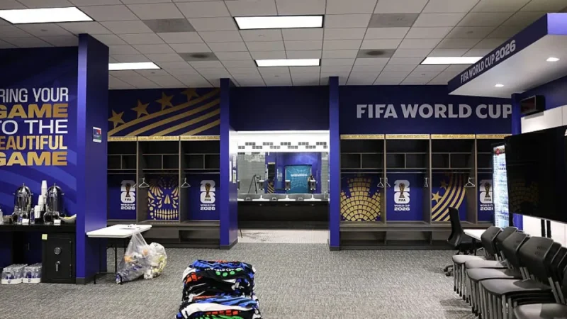 Jameis Winston Helps Japan Fans Clean Up 2-2 Draw at Dallas Stadium