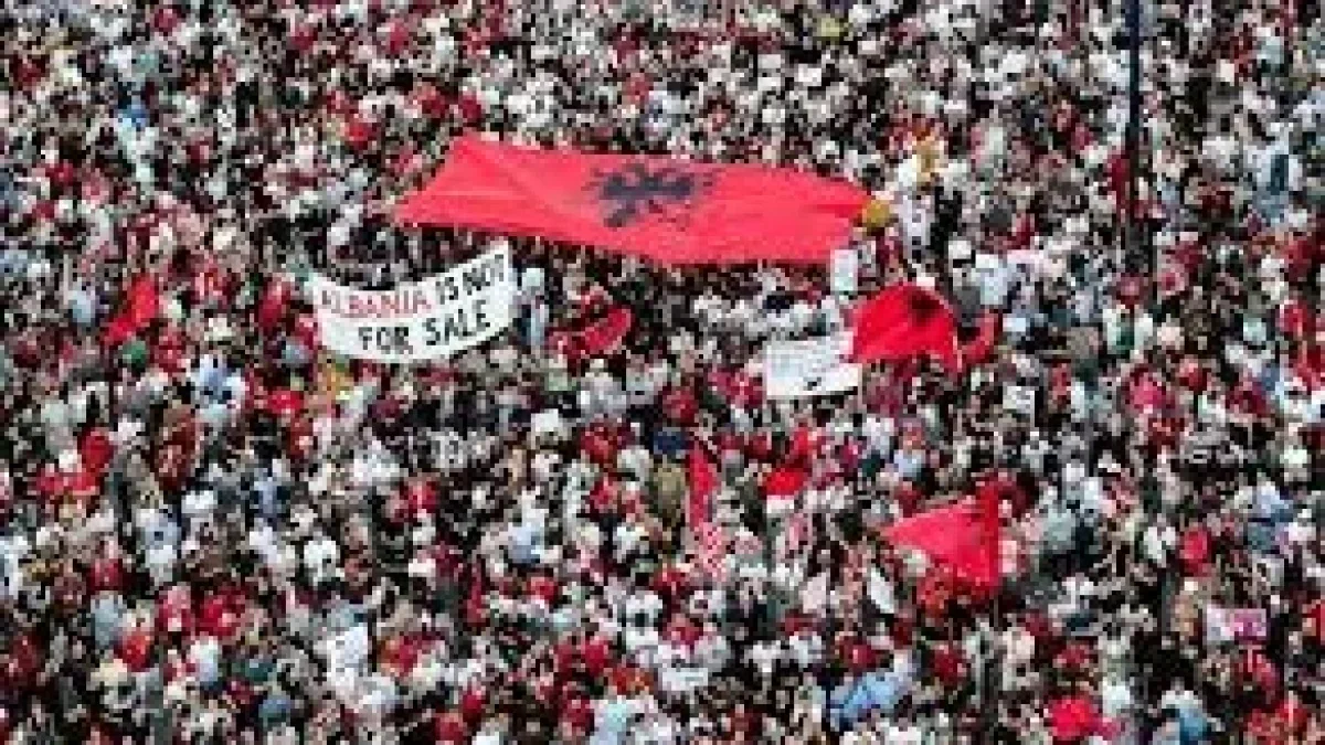 Albanie protests reach 200,000 over Kushner resort plan