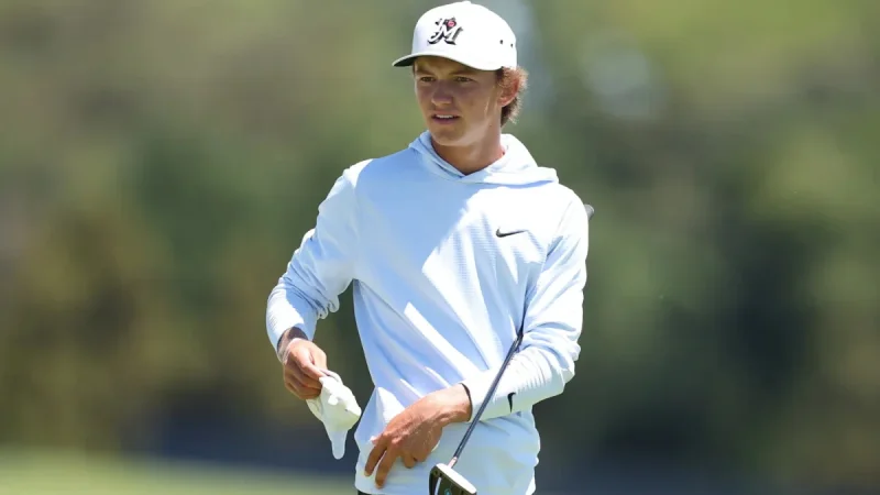 Miles Russell Leads 2026 U.S. Open Field at 17
