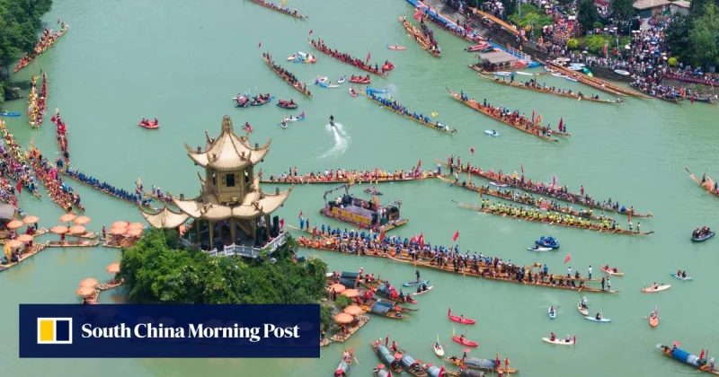 Dozens of boats race in Aberdeen for Dragon Boat Festival holiday
