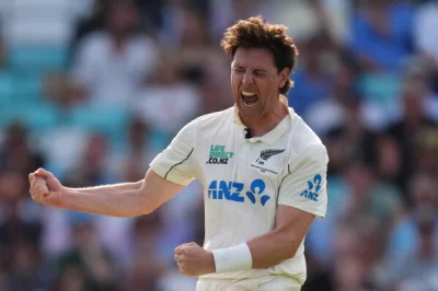 Henry Nicholls Reaches 50 After Rew Drop on 38