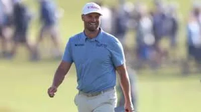 Joaquín Niemann as Wyndham Clark sets early pace at Shinnecock Hills
