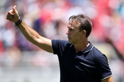 Julen Lopetegui Leads Qatar To Their First World Cup, His Third