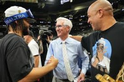 Mike Breen Delivers 'Go Ahead and Cry' at Game 5
