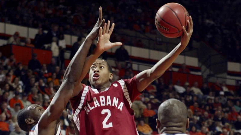 Mikhail Torrance Dies at 37, Former Alabama Guard