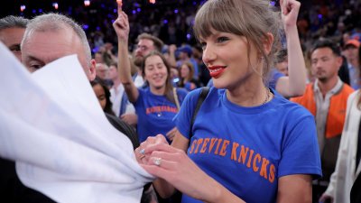 Alana Haim made Taylor Swift’s Stevie Knicks shirt for Game 4 — Monica Mcnutt