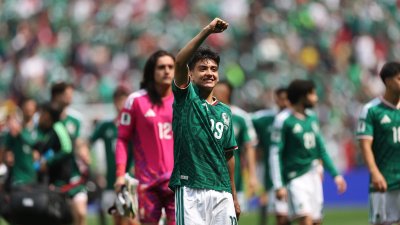 Mora Mexico: Gilberto Mora sets World Cup record at 17 for Mexico