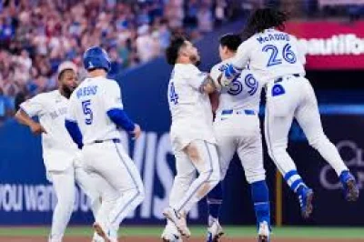 Blue Jays Vs Cubs opens at Wrigley Field with both clubs struggling