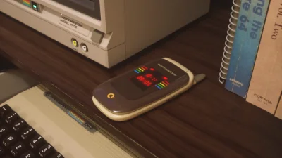 Commodore Callback 8020 Flip Phone Blocks Social Media and Browsers