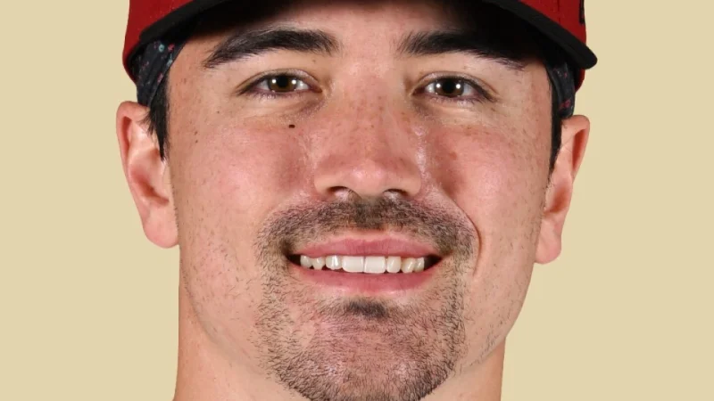 Corbin Carroll doubles and triples in victory