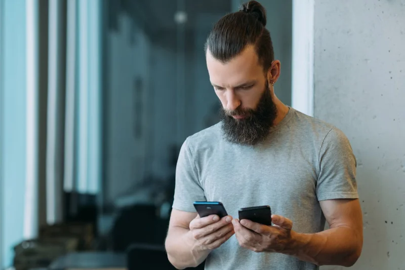 Maira Butt’s two-phone habit shows Gen Z’s shift to dumb phones