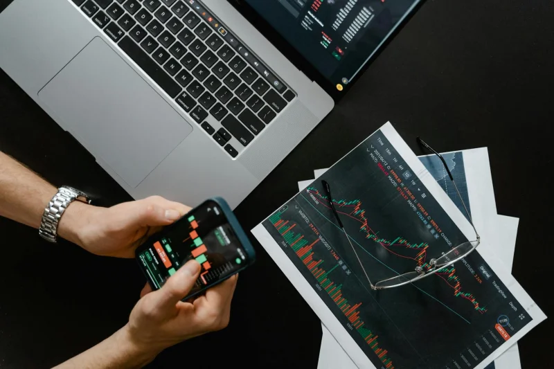 Cliff D’Arcy Sees 142.4% Lloyds Banking Group Share Price Gain