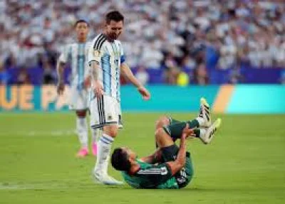 Messi Escapes Red Card In Soccer On Aissa Mandi Challenge
