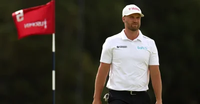 Tom Kim watches Wyndham Clark lead U.S. Open with 64-69 start