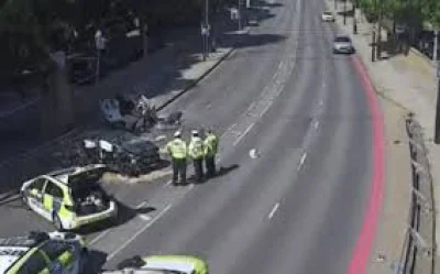 Metropolitan Police investigate Twickenham Bridge crash after man, 74, dies