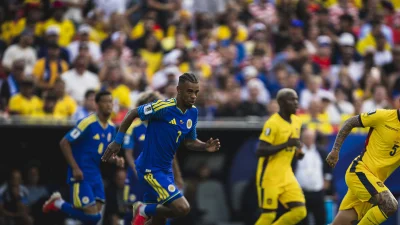 Dick Advocaat entertains in Kansas as Eloy Room fades from view