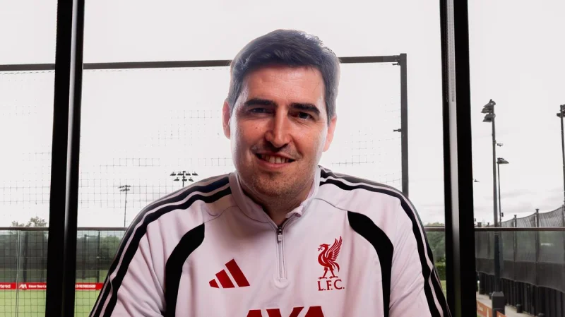 Andoni Iraola Opens Liverpool Manager Door for Elliott, Bajcetic, Tsimikas
