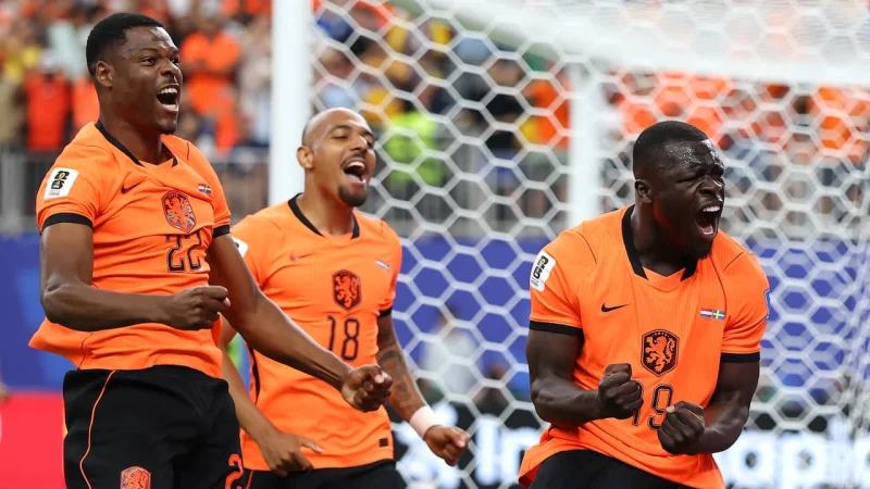 Ronald Koeman zet Brian Brobbey tegen Zweden in de basis