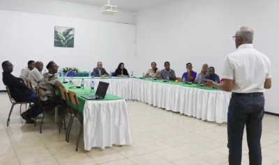 SAO zet stap voor Lasinstituut van Suriname met Staatsolie-deal