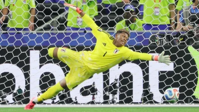 Zion Suzuki Returns for Japan in 2–2 Draw With Netherlands