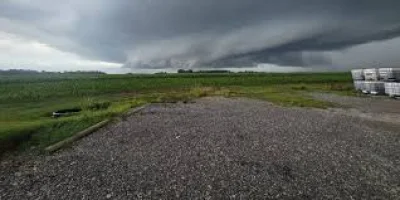Jeff Lyon follows severe weather and tornados across Tri-State — 14 News