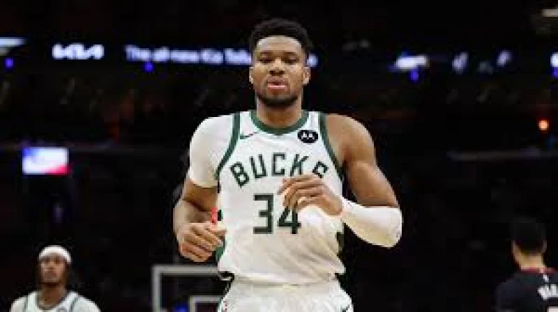Jaylen Brown Looms in Giannis Trade Push for Celtics