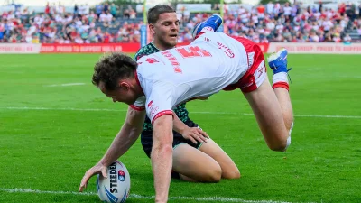 Hull Kingston Rovers hold off Leigh Leopards to stay third with 22-8 win