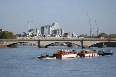 Lbc Radio: 44-year-old arrested over 2017 Putney Bridge push