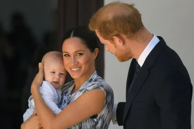 Meghan shares Prince Harry Father's Day Photo with Archie in England top
