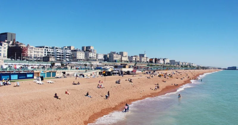 Seb Cole readies 37°C Brighton Weather as heat warning stays