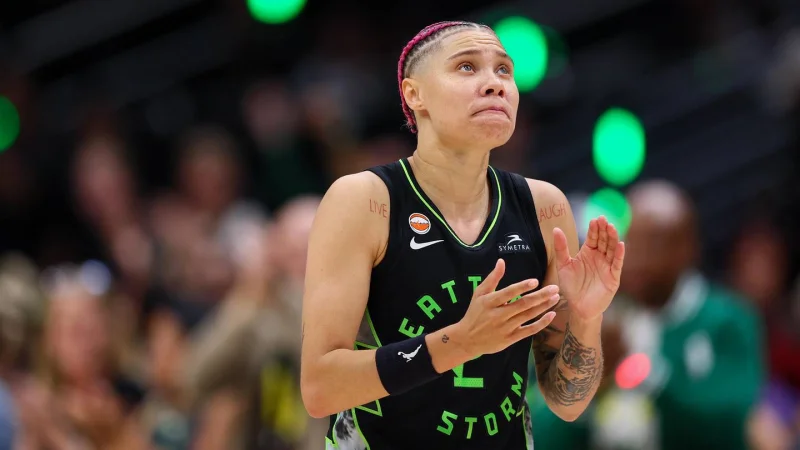 Dewanna Bonner headline withheld due to fact limits