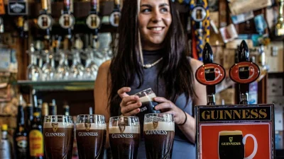 Gillian Dalziel launches Diageo AI training across  UK