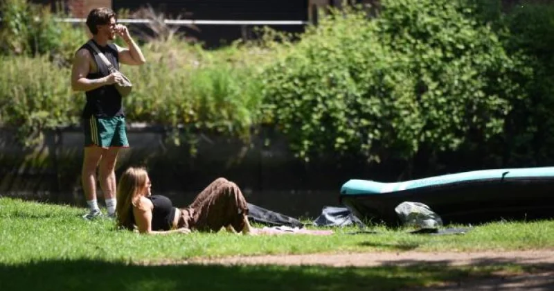 Norfolk braces for 40C heat as Hampshire School Closures alert runs