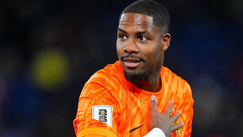 Chelsea Intensify Mike Maignan Talks With Jonathan Kebe