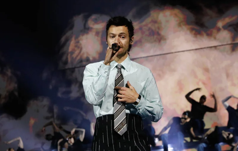 Harry Styles eases Wembley Stadium bottle rules for 500ml heatwave entry — Wembley Stadium Harry Styles Heatwave