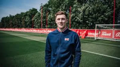 Elliot Anderson backed by Thomas Tuchel as £120m Manchester City talks continue