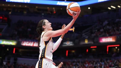Caitlin Clark Injury: Indiana Fever rule out Clark in third quarter