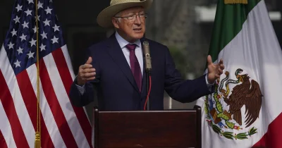 Ken Salazar alleges López Obrador feared El Mayo Zambada disclosure