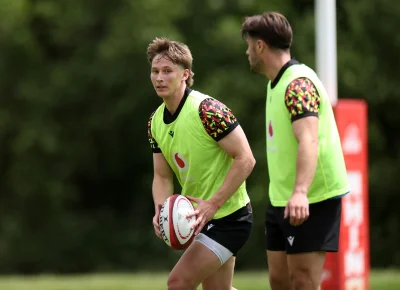 Steve Tandy Names Eight Scarlets for Wales Vs Barbarians