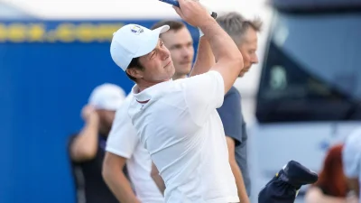 Viktor Hovland Leads Scottie Scheffler by One at 2026 Travellers Championship